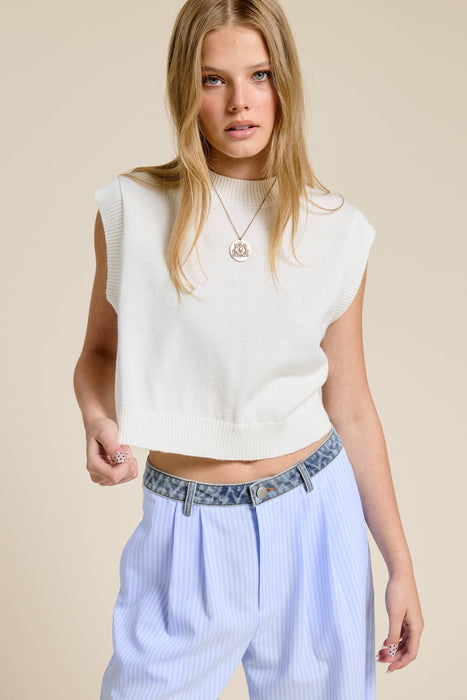 Lightweight Solid Knit Sleeveless Vest |  CT9252